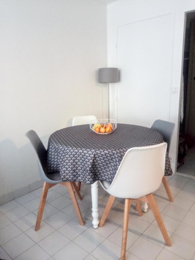 Plage, Entier , Piscine,parking,plage A 200m Apartment Frejus
