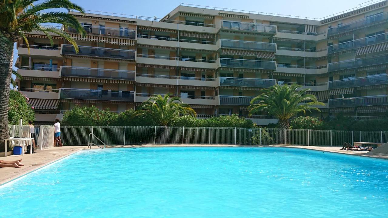 Plage, Entier , Piscine,parking,plage A 200m Apartment *
