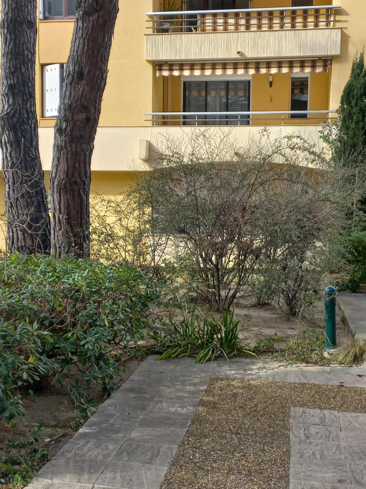 Plage, Entier , Piscine,parking,plage A 200m Apartment Frejus
