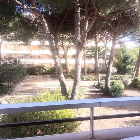 Frejus Plage, Appartement Entier , Piscine,Parking,Plage A 200M Exterior photo