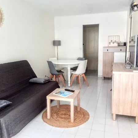 Frejus Plage, Appartement Entier , Piscine,Parking,Plage A 200M Exterior photo